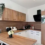 アパート Tivoli 4 - Renovated 2 Bedrooms Appartment, Monaco Border, 5mn From Casino Monte Carlo ボーソレイユ