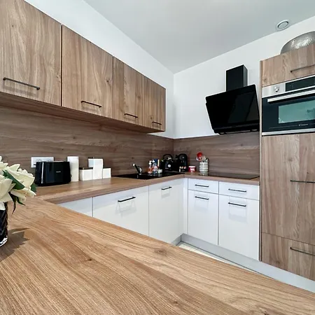 Tivoli 4 - Renovated 2 Bedrooms Appartment, Monaco Border, 5mn From Casino Monte Carlo Beausoleil