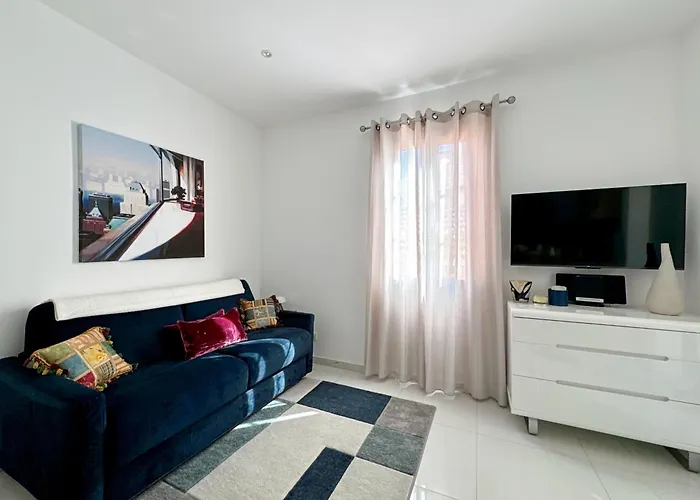 Tivoli 4 - Renovated 2 Bedrooms Appartment, Monaco Border, 5mn From Casino Monte Carlo Apartament *